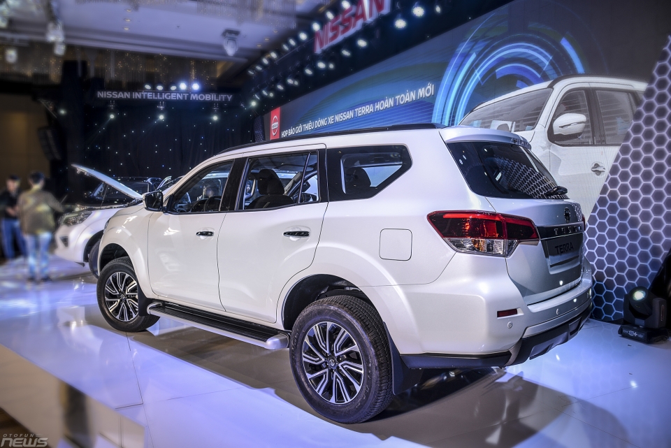 Nissan Terra: An toàn là trên hết! nissan terra an toan la tren het
