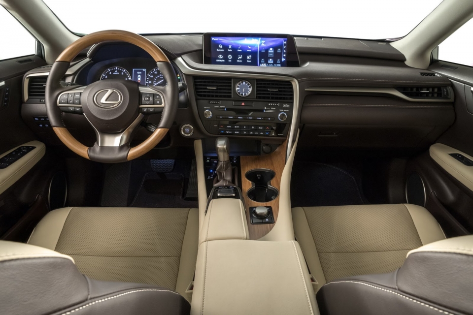 Lexus RX 450hL có giá từ 50.620 USD, bắt đầu giao hàng từ tháng 4/2018 lexus rx 450hl co gia tu 50620 usd bat dau giao hang tu thang 42018