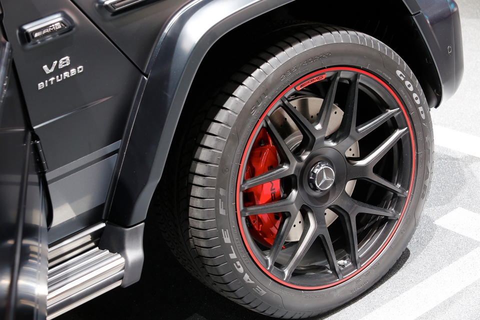 geneva 2018 suv hieu nang cao mercedes amg g63 2019 hut hon nguoi xem