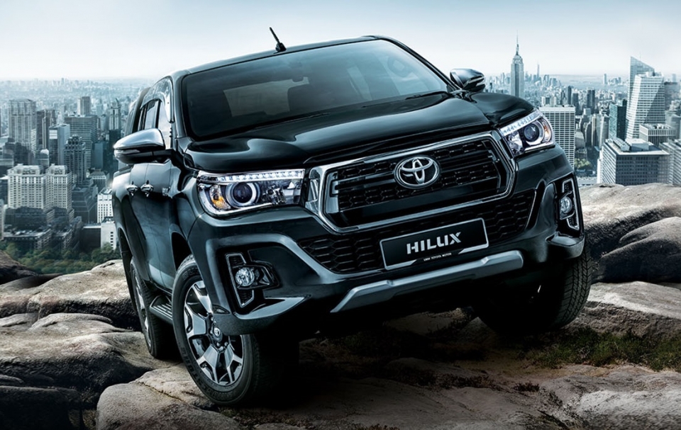toyota hilux 2018 cap ben malaysia sap ve viet nam