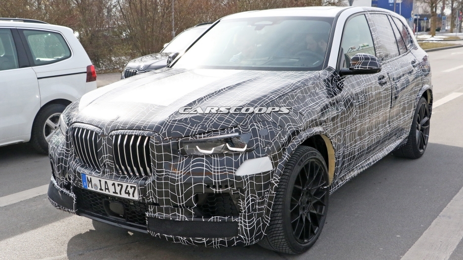 BMW X5 M 2019 cạnh tranh với Porsche Cayenne Turbo nhờ "trái tim" gần 600 mã lực