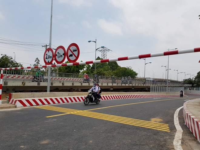 Thông xe hầm chui Bình Triệu, giảm ùn tắc khu vực Bến xe Miền Đông thong xe ham chui binh trieu giam un tac khu vuc ben xe mien dong