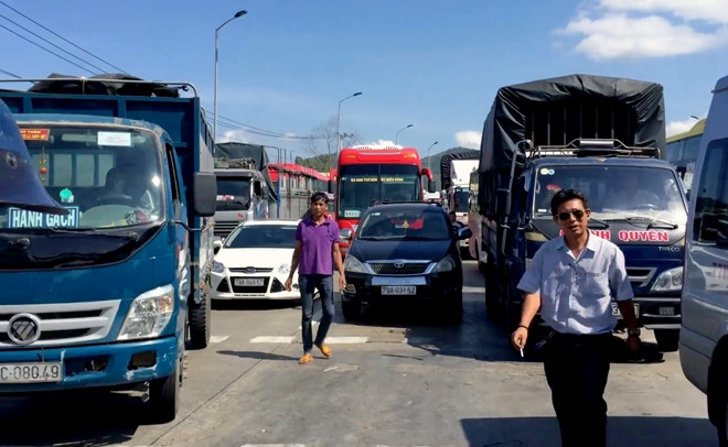 Chủ đầu tư kiến nghị dừng thu phí BOT Ninh Lộc chu dau tu kien nghi dung thu phi bot ninh loc