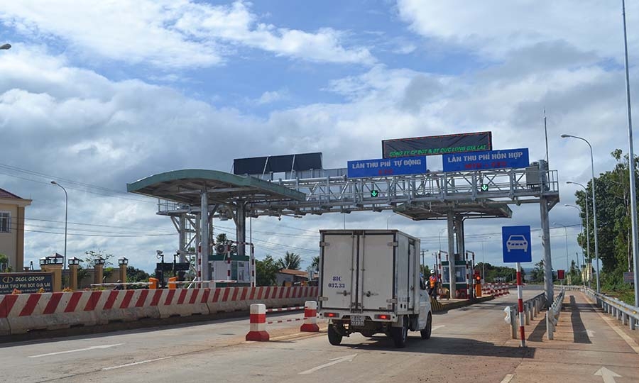 Bộ Giao thông đề xuất bỏ quy định trạm thu phí phải cách nhau 70 km bo giao thong de xuat bo quy dinh tram thu phi phai cach nhau 70 km
