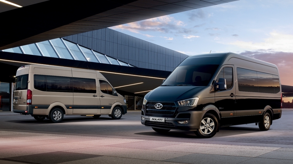 Hyundai Solati giá 1,080 tỷ VNĐ “phả hơi nóng” vào Ford Transit hyundai solati gia 1080 ty vnd pha hoi nong vao ford transit