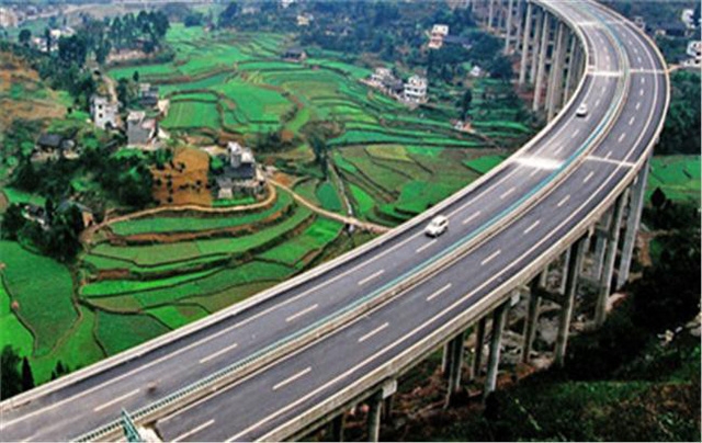 Lào Cai xin dừng hình thức đầu tư BOT tuyến đường lên Sa Pa lao cai xin dung hinh thuc dau tu bot tuyen duong len sa pa