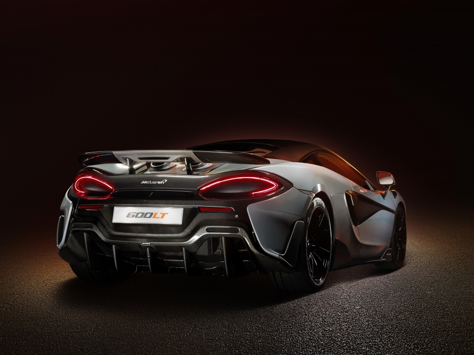 McLaren 600LT – Viết tiếp lịch sử dòng siêu xe “đuôi dài” mclaren 600lt viet tiep lich su dong sieu xe duoi dai