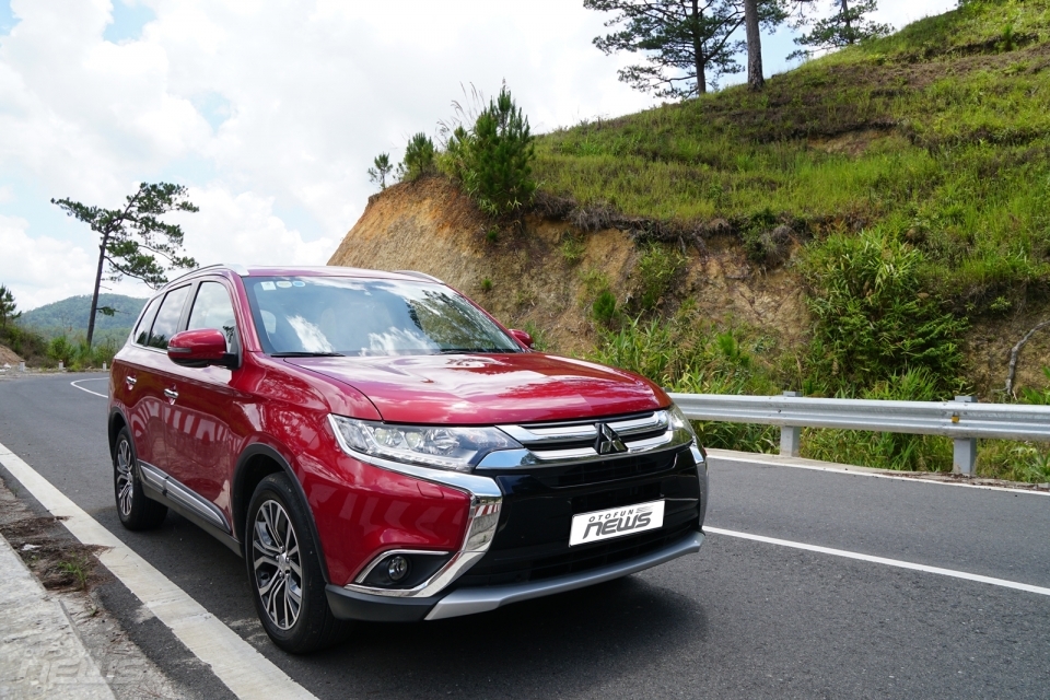 Mitsubishi Outlander lập kỷ lục doanh số tại Việt Nam mitsubishi outlander lay ky luc doanh so tai viet nam