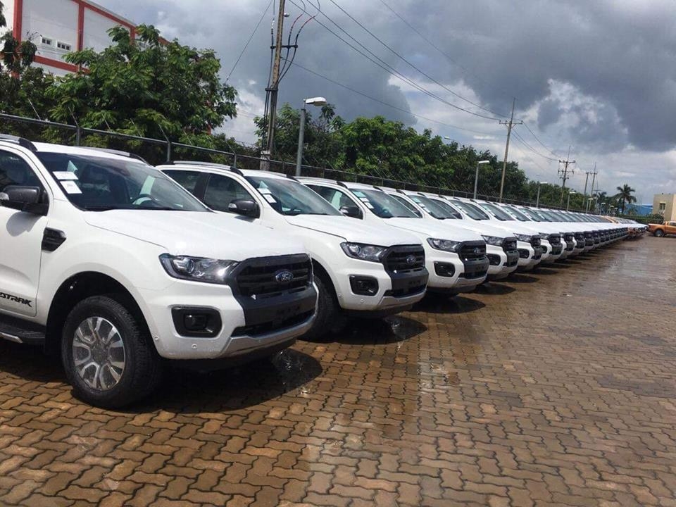 lo xe ford ranger va everest 2018 cap cang viet nam chuan bi ra mat chinh thuc