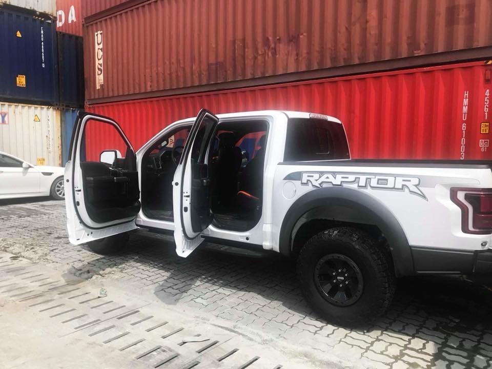 them sieu ban tai ford f 150 raptor 2018 gia hon 4 ty ve viet nam