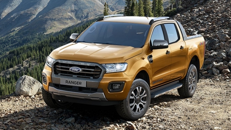 Giá từ 630-918 triệu đồng, Ford Ranger 2018 lại thống trị phân khúc bán tải tại Việt Nam?