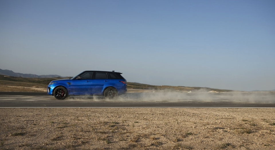 range rover sport 2018 dep hon manh hon va tiet kiem hon