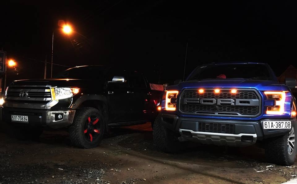 Tay lái Việt chia sẻ về “khủng long” Ford F-150 Raptor 2017 sau 8.000 km tay lai viet chia se ve khung long ford f 150 raptor 2017 sau 8000 km