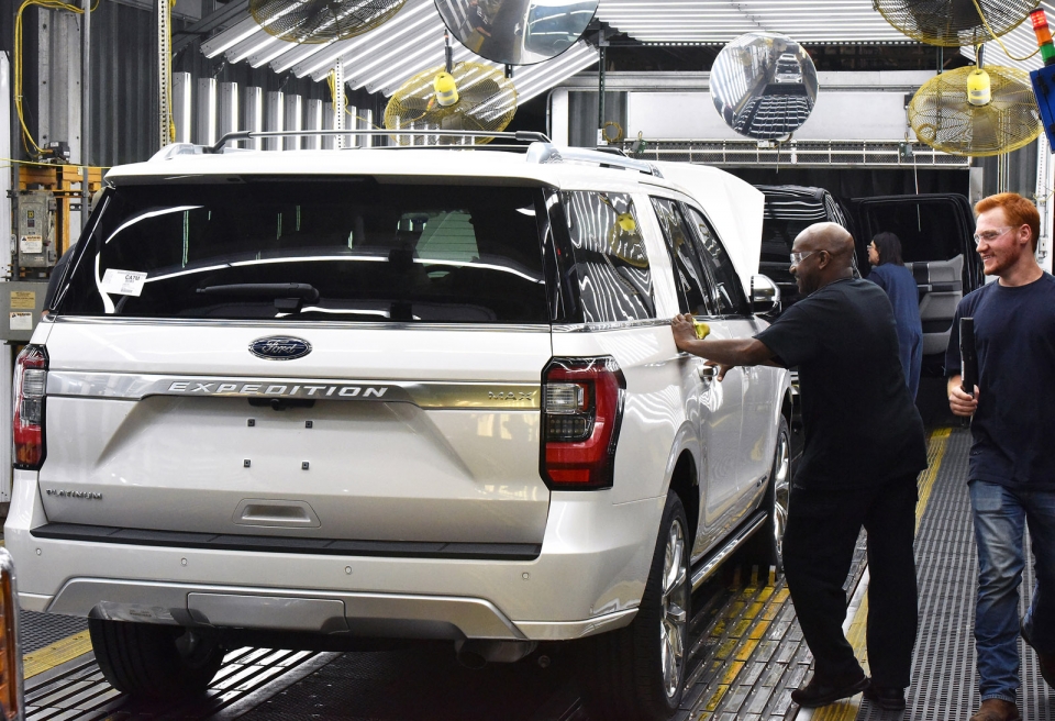 Ford Expedition 2018 chính thức xuất xưởng tại Mỹ ford expedition 2018 chinh thuc xuat xuong