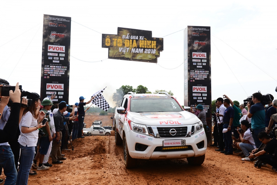 Nissan Navara xuất sắc giành ngôi vị Á quân tại VOC 2018 nissan navara xuat sac gianh ngoi vi a quan tai voc 2018