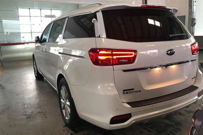 Kia Sedona tại Việt Nam có bản nâng cấp, giá từ 1,129 tỷ đồng kia sedona tai viet nam co ban nang cap gia tu 1129 ty dong