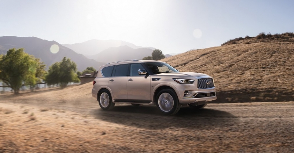 Infiniti QX80 2018 ra mắt tại Dubai với động cơ V8 5.6L 400 mã lực infiniti qx80 2018 ra mat tai dubai voi dong co v8 56l 400 ma luc