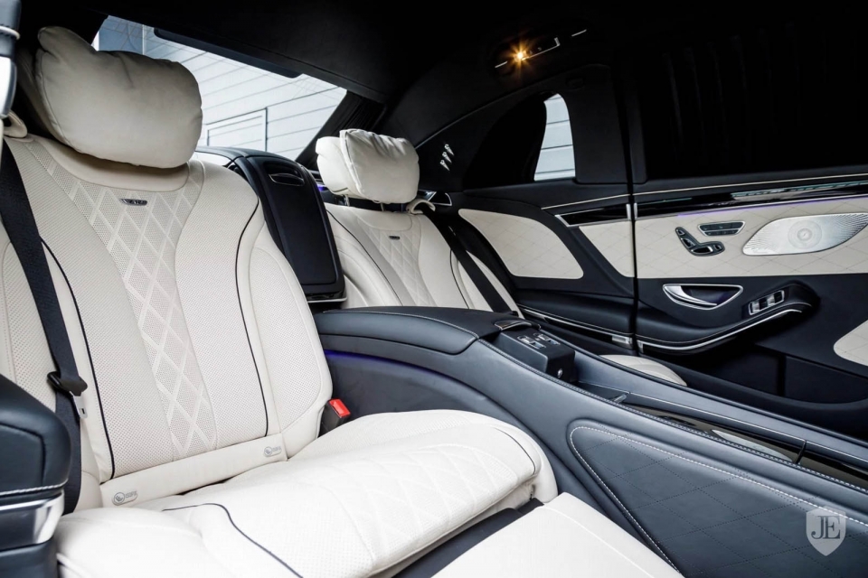 "Hàng độc" Mercedes-Maybach S600 Pullman được rao bán với giá 18,8 tỷ đồng hang doc mercedes maybach s600 pullman duoc rao ban voi gia 188 ty dong
