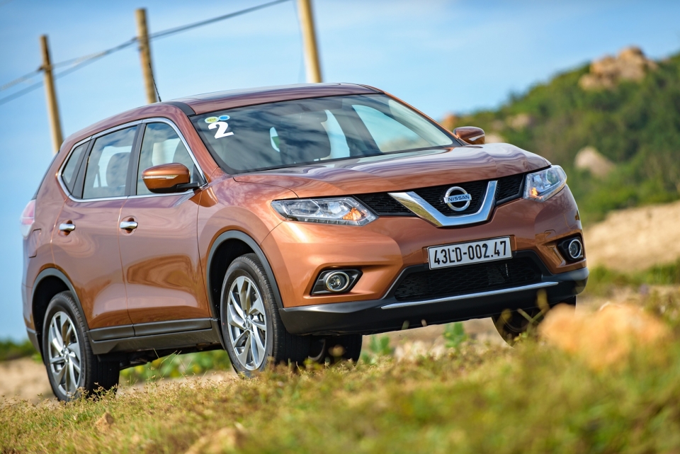 Quyết đấu Mazda CX-5, Nissan X-Trail giảm giá hơn trăm triệu đồng quyet dau mazda cx 5 nissan x trail giam gia hon tram trieu dong