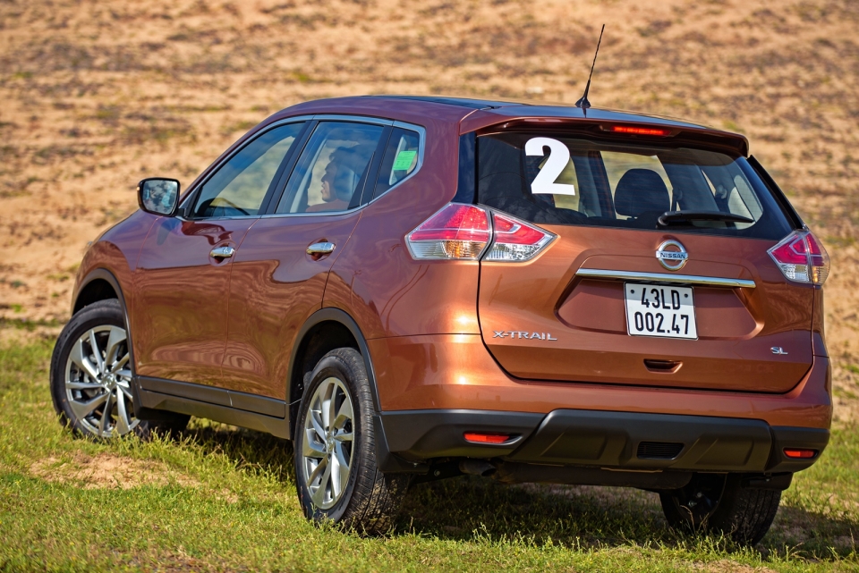 Quyết đấu Mazda CX-5, Nissan X-Trail giảm giá hơn trăm triệu đồng quyet dau mazda cx 5 nissan x trail giam gia hon tram trieu dong
