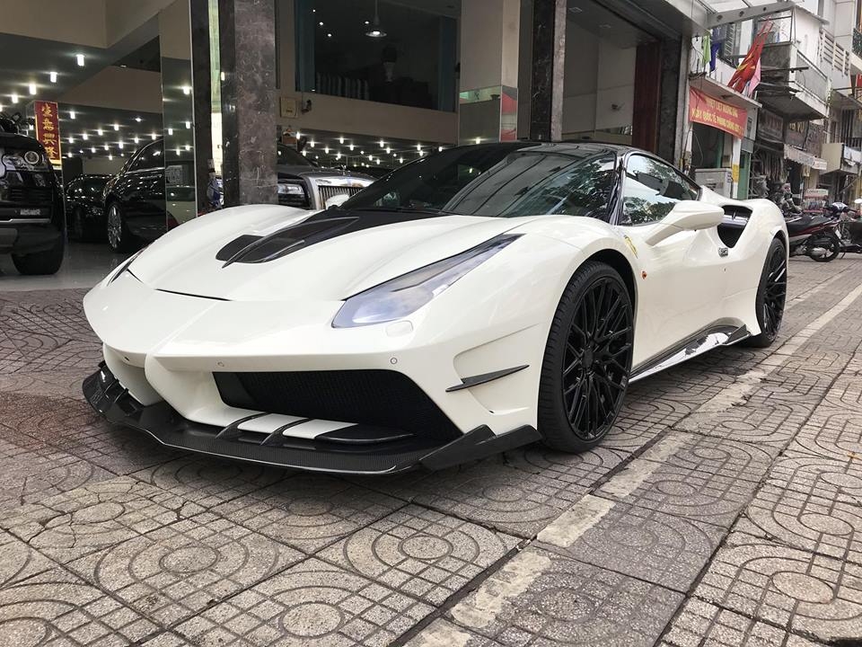 Siêu xe Ferrari 488 GTB độ Misha Designs và mâm PUR hầm hố của tay chơi Việt sieu xe ferrari 488 gtb do misha designs va mam pur ham ho cua tay choi viet