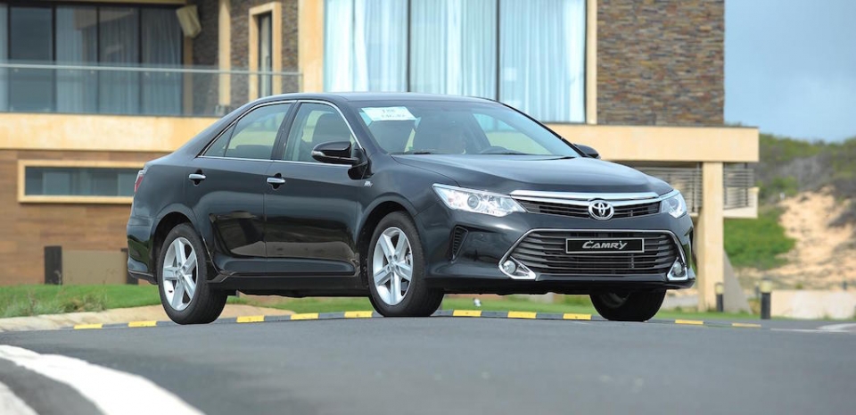 Toyota Camry vẫn là “vua” doanh số trong phân khúc cỡ D tại Việt Nam toyota camry van la vua doanh so trong phan khuc co d tai viet nam