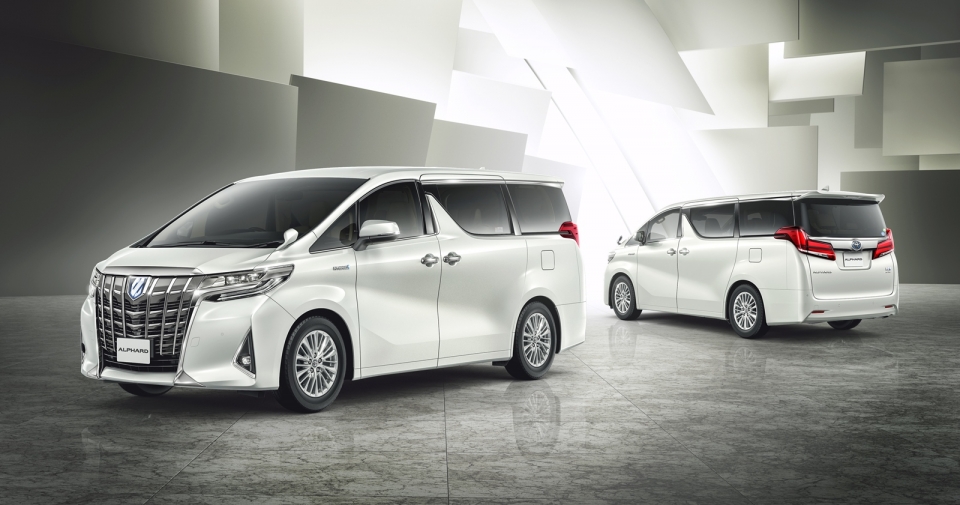 Toyota Alphard 2018: hộp số 8 cấp, an toàn hơn với Safety Sense 2 toyota alphard 2018 hop so 8 cap an toan hon voi safety sense 2