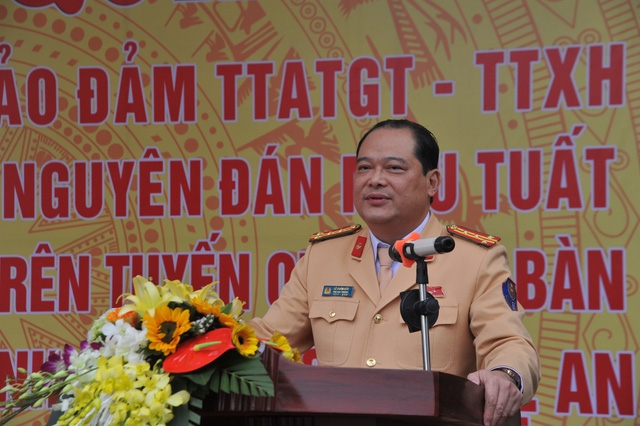 Cảnh sát giao thông bắt đầu xử lý vi phạm cao điểm Tết canh sat giao thong bat dau xu ly vi pham cao diem tet