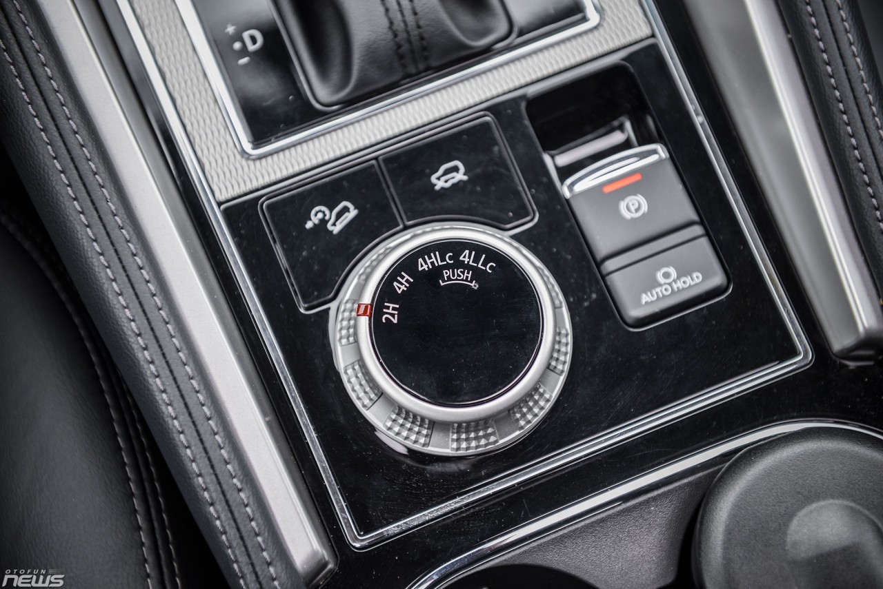 Lái Mitsubishi Pajero Sport đi Sưởi ấm bản cao 2020