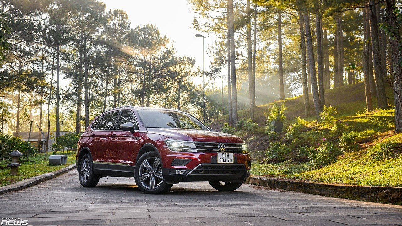 Volkswagen Tiguan Allspace giảm hơn 300 triệu đồng tại đại lý
