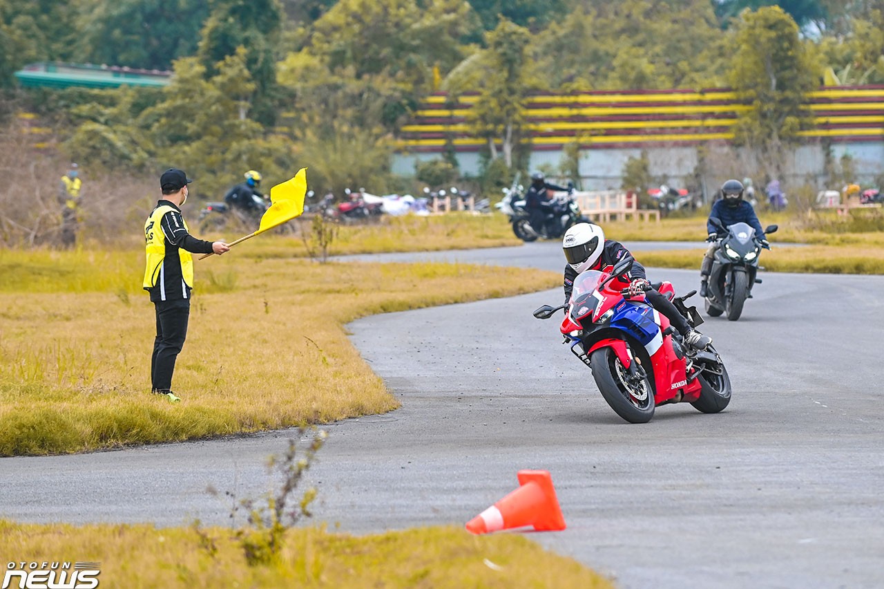 Honda Circuit Training – Từ “tay mơ” đến “tay đua”