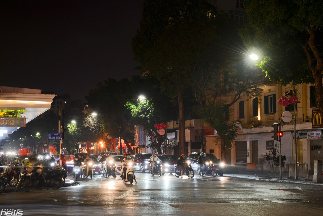 Hà Nội - Phút Giao thừa lặng lẽ