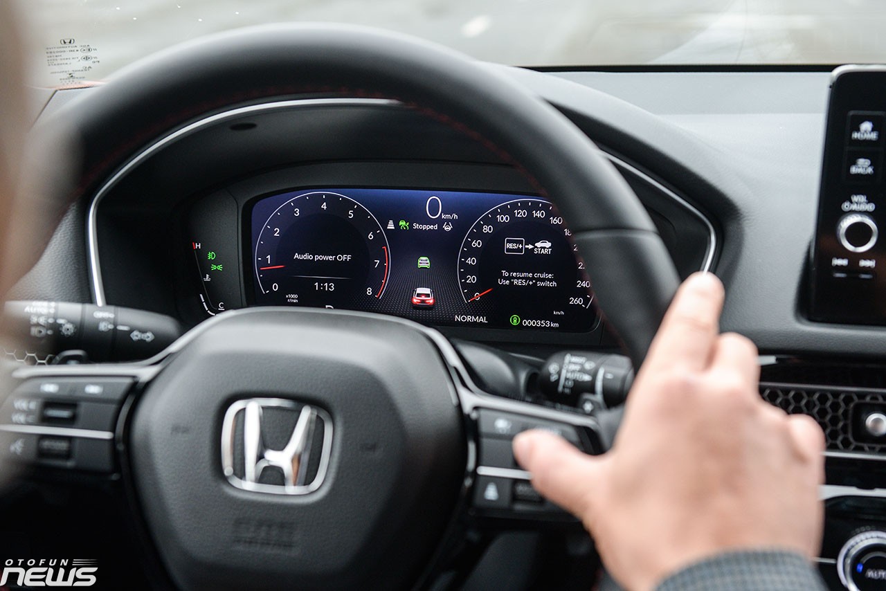 Honda Civic 2022: Lái hay hơn, nhiều công nghệ hơn Honda Civic 2022: Lái hay hơn, nhiều công nghệ hơn
