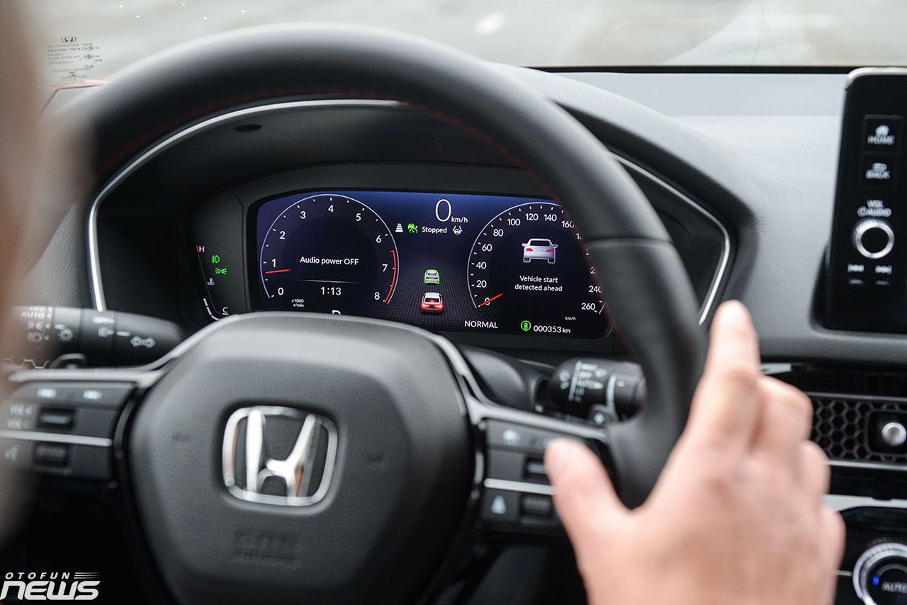 Honda Civic 2022: Lái hay hơn, nhiều công nghệ hơn Honda Civic 2022: Lái hay hơn, nhiều công nghệ hơn