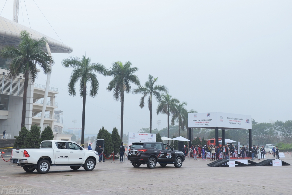 Sự kiện trải nghiệm Toyota Fortuner 2017 hút khách bất chấp thời tiết xấu su kien trai nghiem toyota fortuner 2017 hut khach bat chap thoi tiet xau