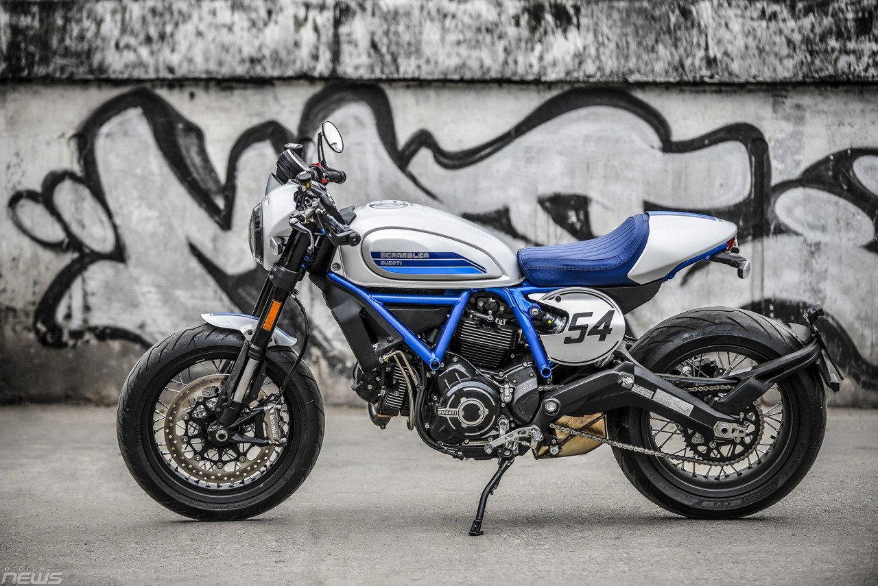 ngam ducati scrambler cafe racer 2019 gia hon 400 trieu dong o ha noi