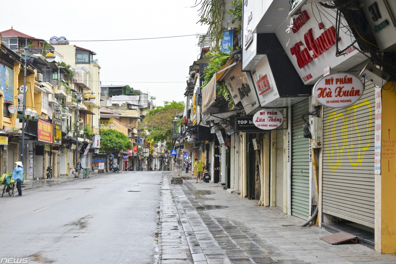 ha noi ngay di lam dau tien cua tuan le tam dung kinh doanh chong dich covid 19