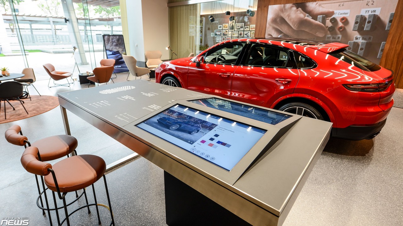 Khám phá Porsche Studio tại Hà Nội Khám phá Porsche Studio tại Hà Nội