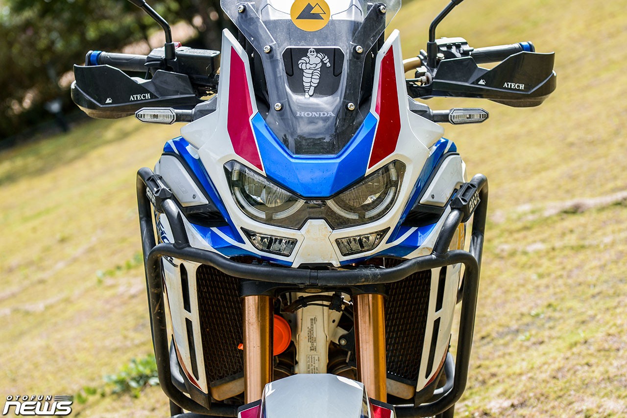 Cận cảnh Honda Africa Twin phiên bản Adventure Sport 689 triệu đồng
