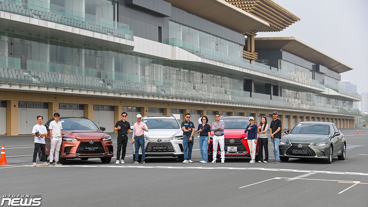 Cầm lái Lexus không còn 'nhàm chán' Cầm lái Lexus không còn 'nhàm chán'