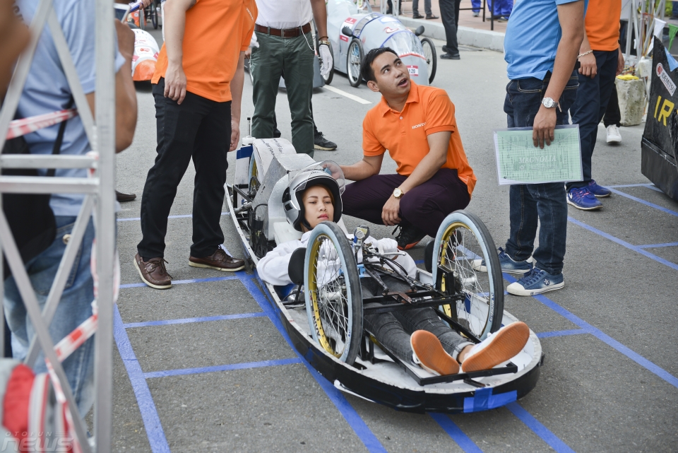 Những hình ảnh ấn tượng trước vòng chung kết “Lái xe sinh thái Tiết kiệm nhiên liệu Honda”