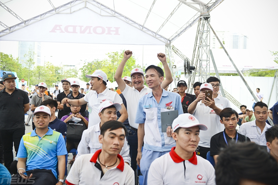 khoanh khac kho quen trong vck lai xe sinh thai tiet kiem nhien lieu honda p2