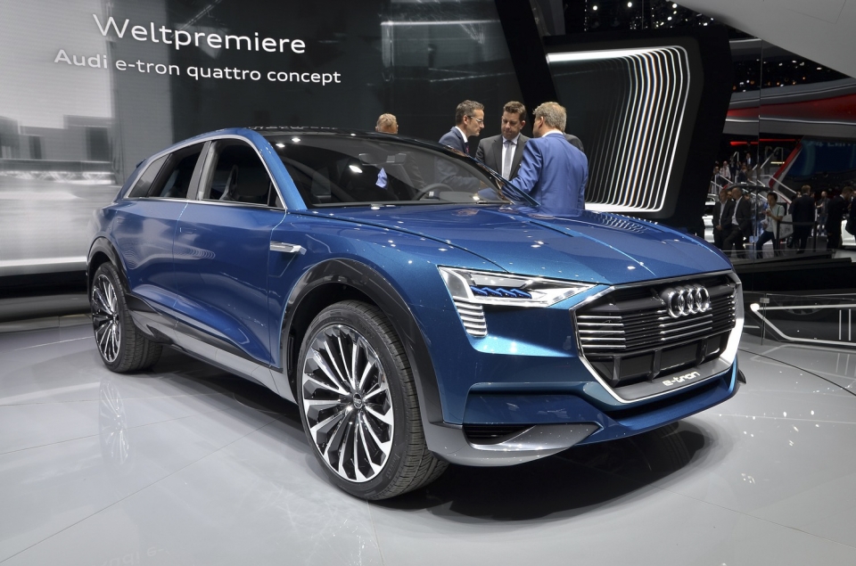 Audi bắt đầu nhận đặt hàng SUV chạy điện mới tại châu Âu audi bat dau nhan dat hang suv chay dien moi tai chau au