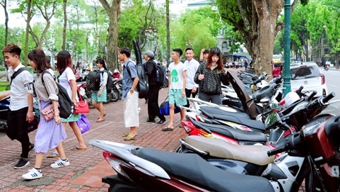 Vi phạm quy định về trông giữ phương tiện giao thông: Vì sao chưa thể xử lý triệt để?