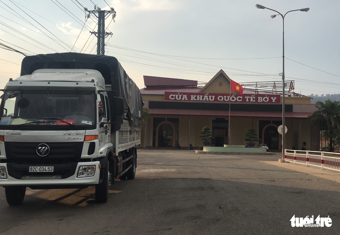 duong dep nhat tay nguyen thanh san phoi nong san