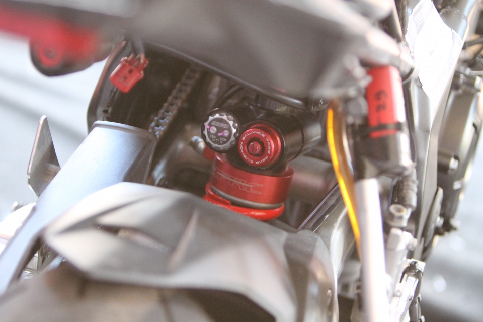 "Soi" Honda CBR250RR phiên bản đua chuyên dụng tại ARRC 2018 soi honda cbr250rr phien ban ngua dua tai arrc 2018