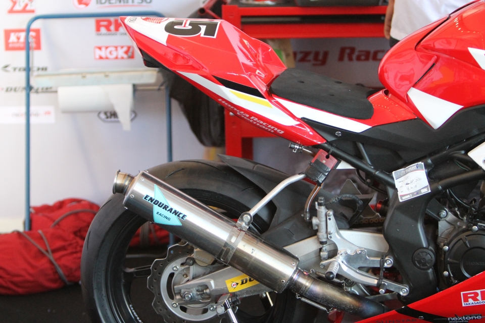 "Soi" Honda CBR250RR phiên bản đua chuyên dụng tại ARRC 2018 soi honda cbr250rr phien ban ngua dua tai arrc 2018