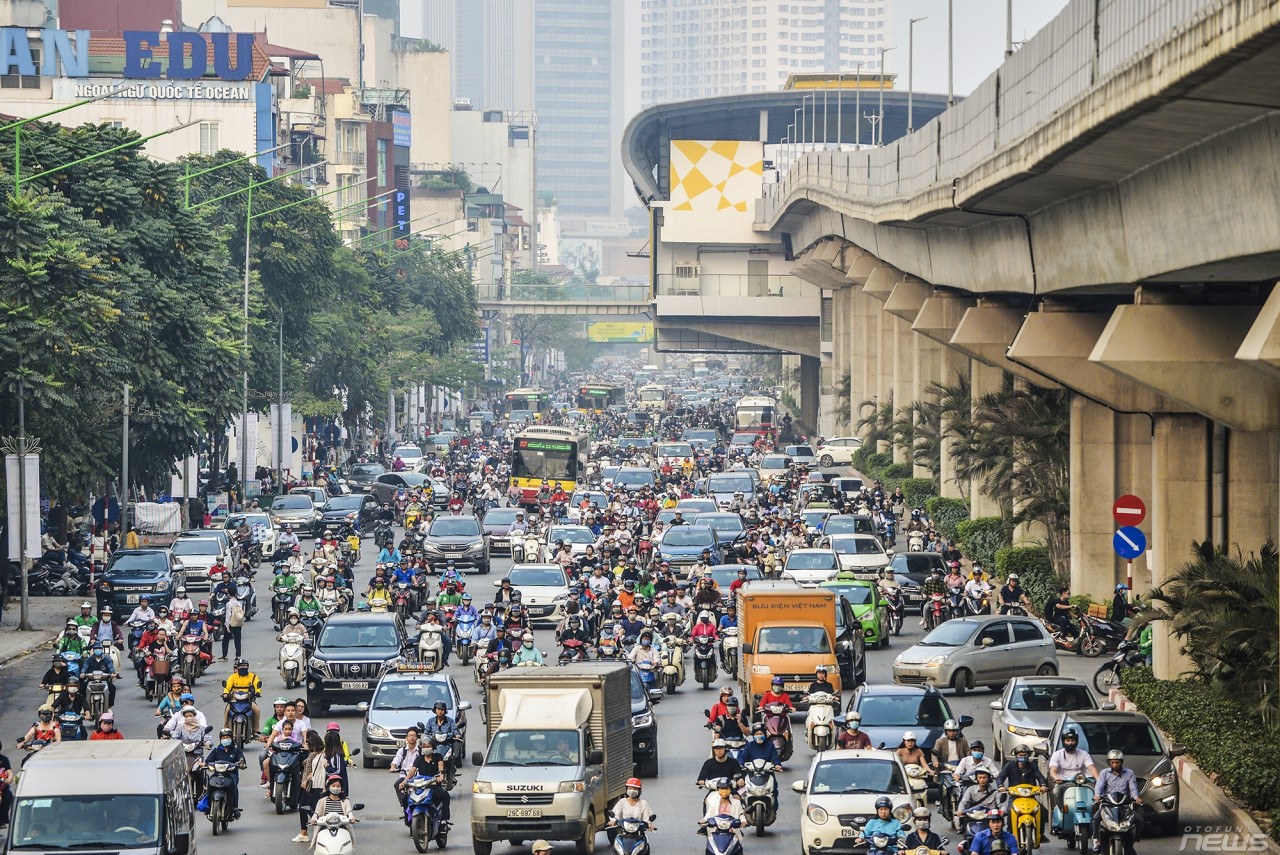 Khảo sát của Otofun về đề án cấm xe máy: Ủng hộ và phản đối cân bằng khao sat cua otofun ve de an cam xe may ung ho va phan doi can bang
