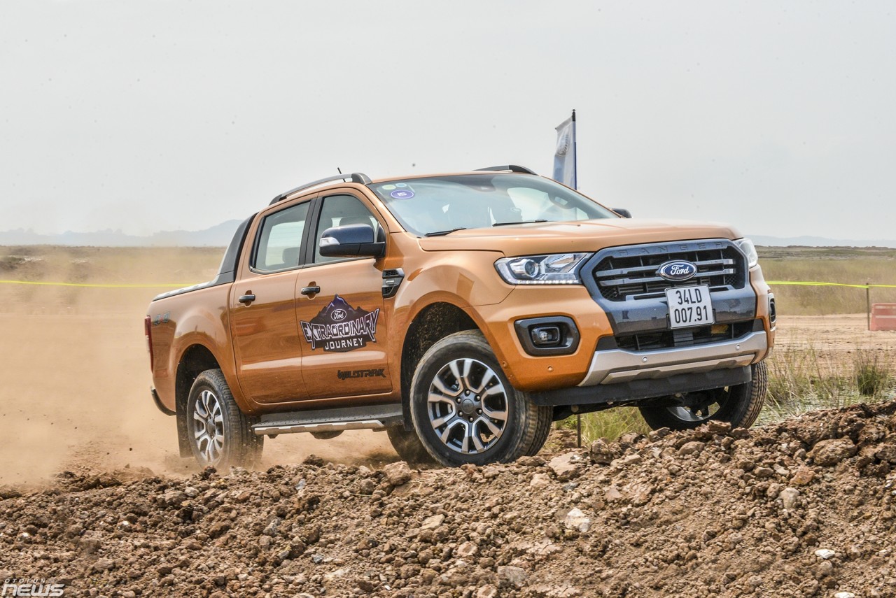 trai nghiem kha nang off road uu viet cua ford ranger ranger raptor va everest