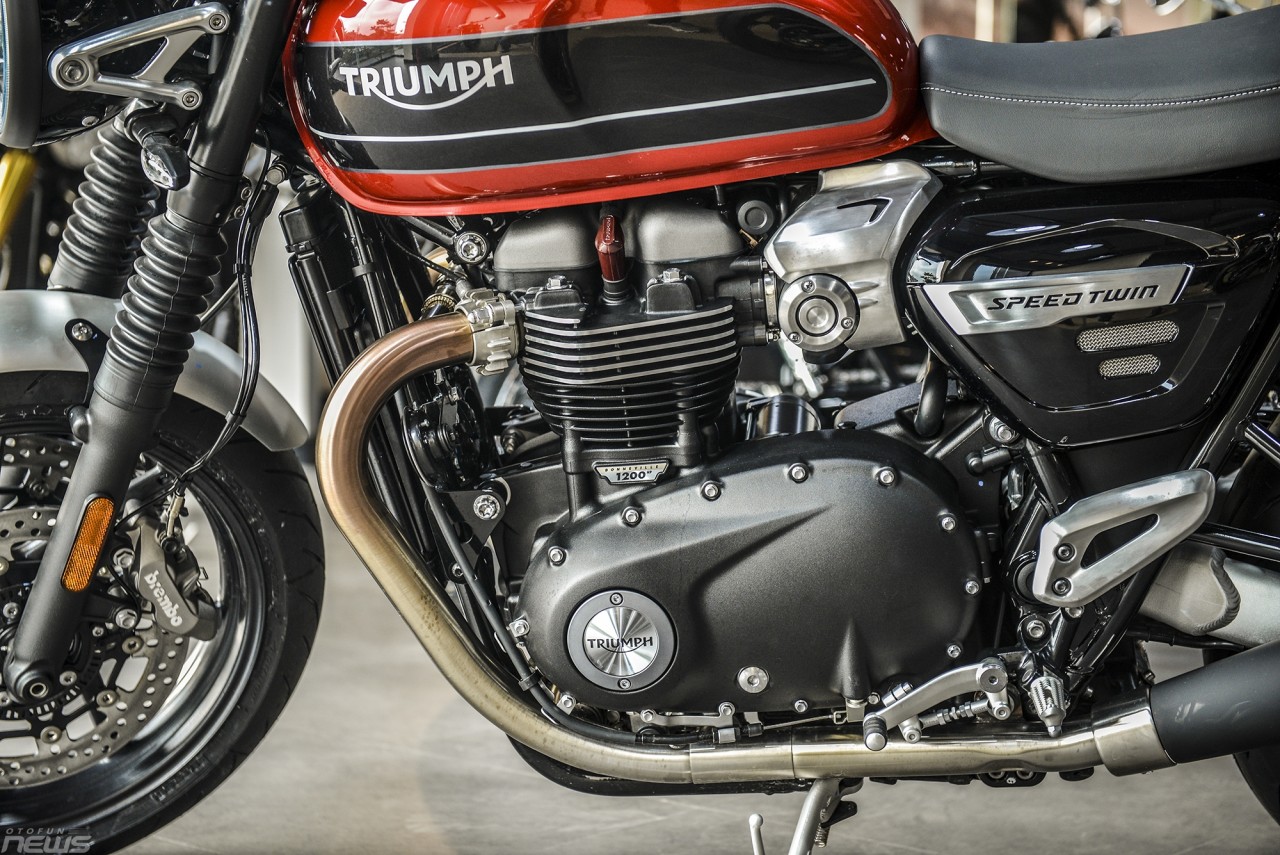 triumph speed twin mo to co dien gia 589 trieu dong o ha noi